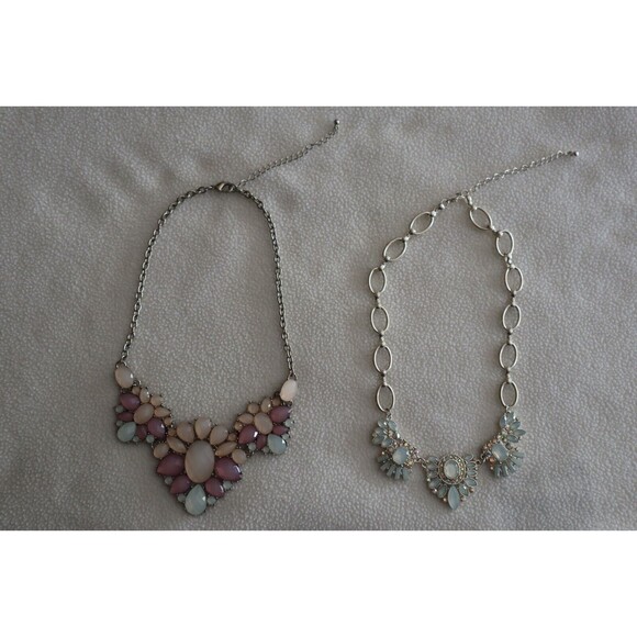 2x Necklace Lot Blue Purple Pink Rhinestone Pastel Teardrop Aurora Borealis - Picture 4 of 11